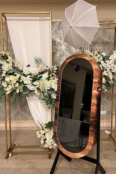 Oglinda Clasică — cabină foto tip oglindă la eveniment